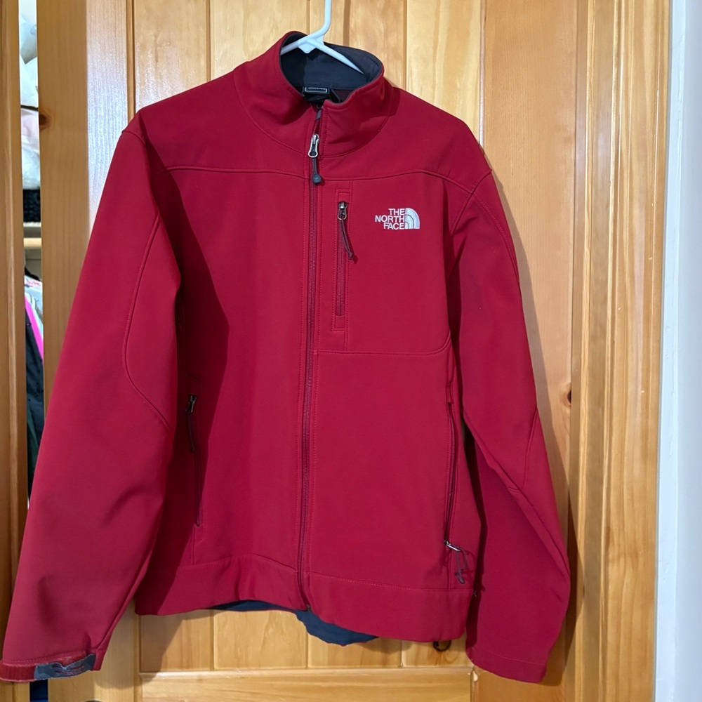 North Face Apex Softshell Unisex M Jacket Red